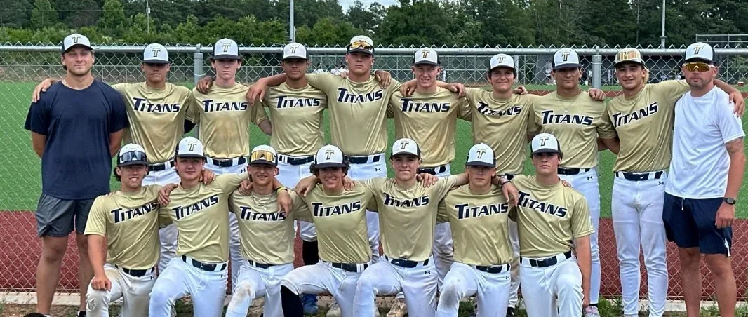 A team photo of the titans baseball team.